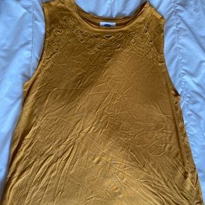 Old navy Small tank
